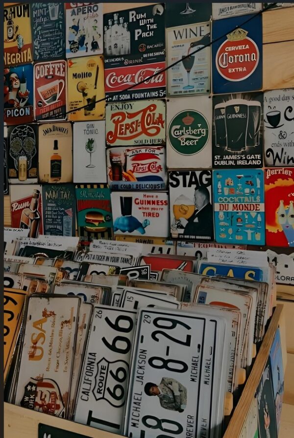 150 PCS Retro Aesthetic Posters